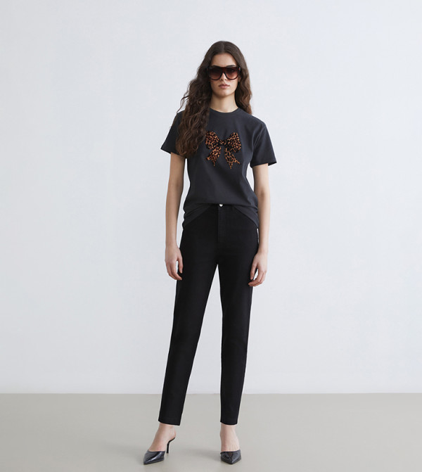 Bow Printed Short Sleeves T-Shirt