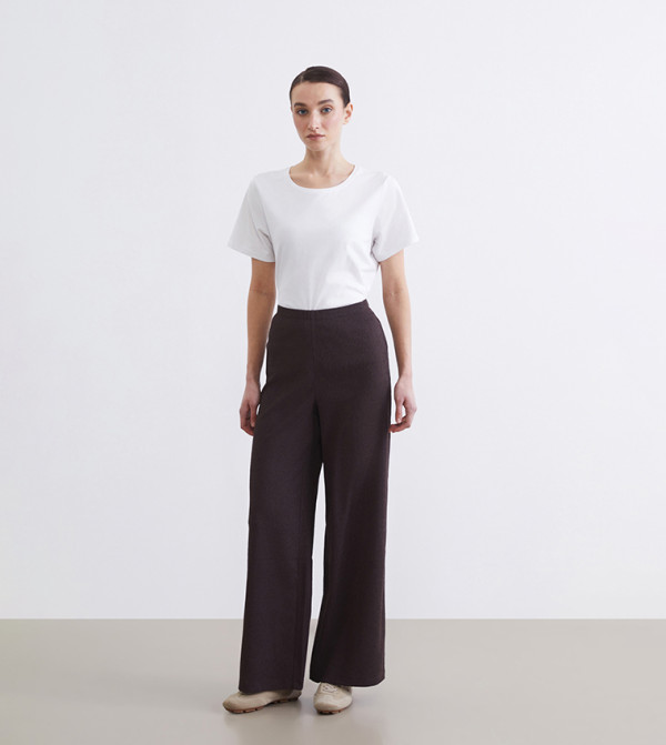 بنطلون مرن بخصر مرن