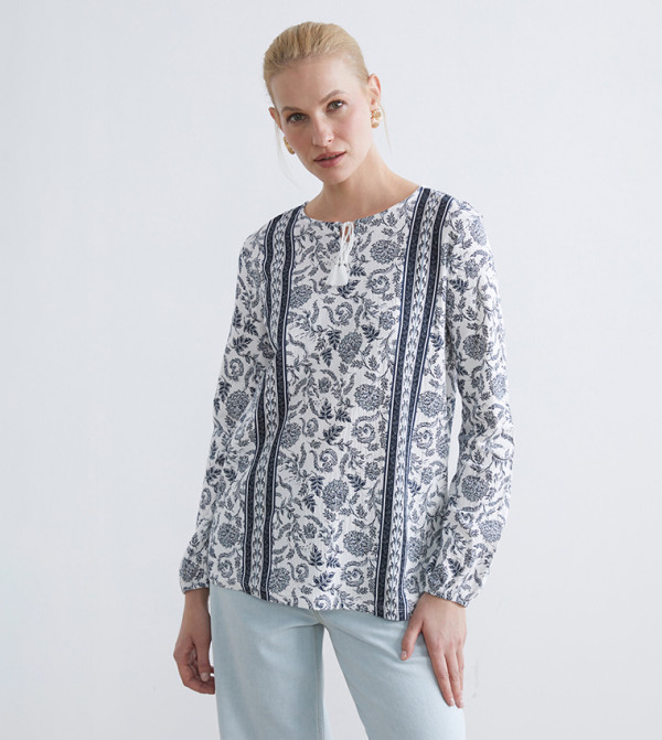 توب بطبعة زهور برقبة برباط