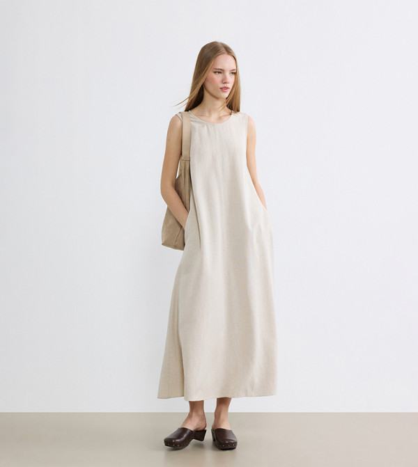 Centre Seam Sleeveless A-Line Maxi Dress