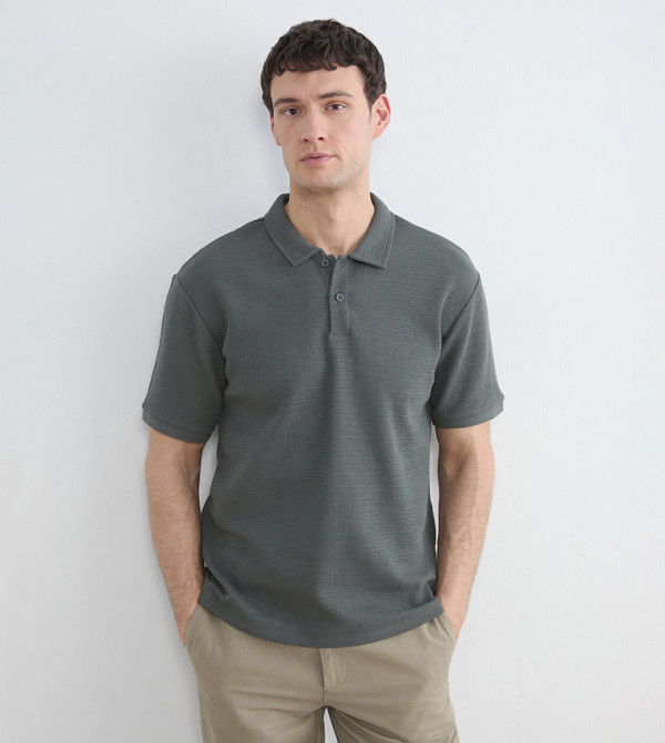 Textured Short Sleeves Polo T-Shirt