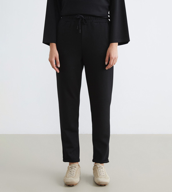 Drawstring Waist Slim Fit Joggers