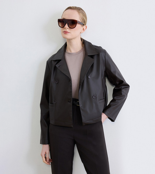 جاكيت جلد صناعي بأزرار 