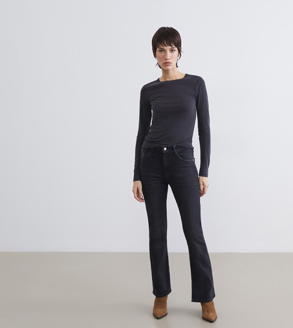 Faded High Rise Flared Jeans