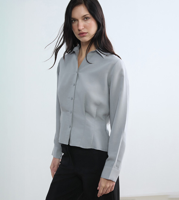 قميص سادة بخصر مزموم 