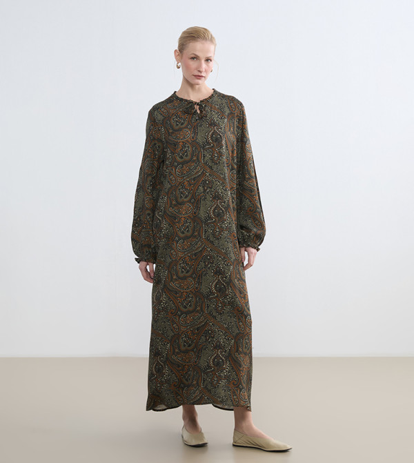 فستان ماكسي بقبة برباط وطبعة 