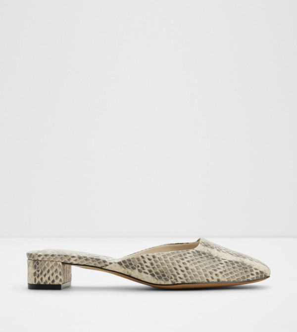 LANNAH Low Block Heel Pumps