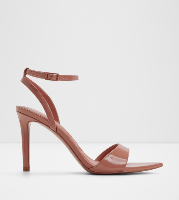 صندل بكعب وحزام كاحل 