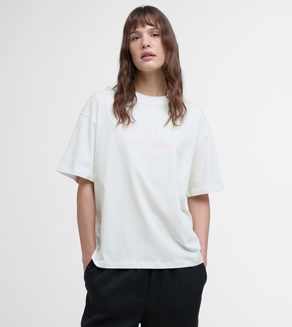 تيشيرت بياقة مستديرة وطبعة 