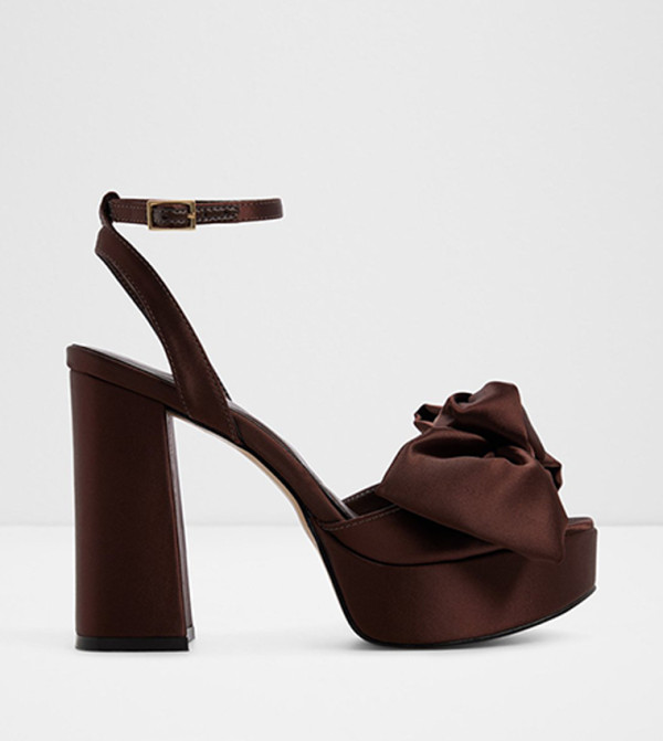 LUSCIOUS Ankle Strap Block Heel Sandals