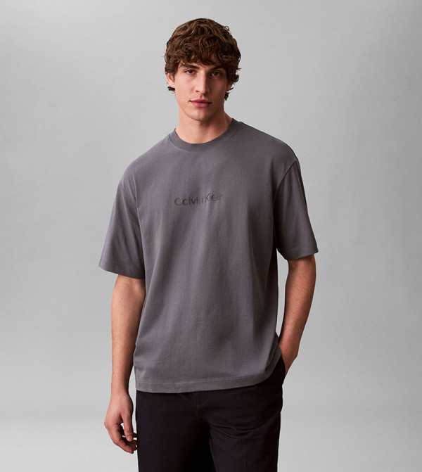 Logo Detail Relaxed Fit T-Shirt