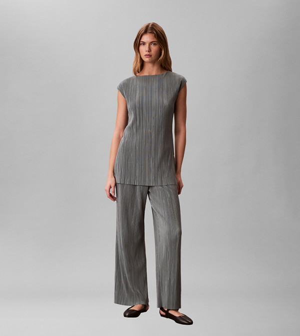 Textured Boat Neck Tunic