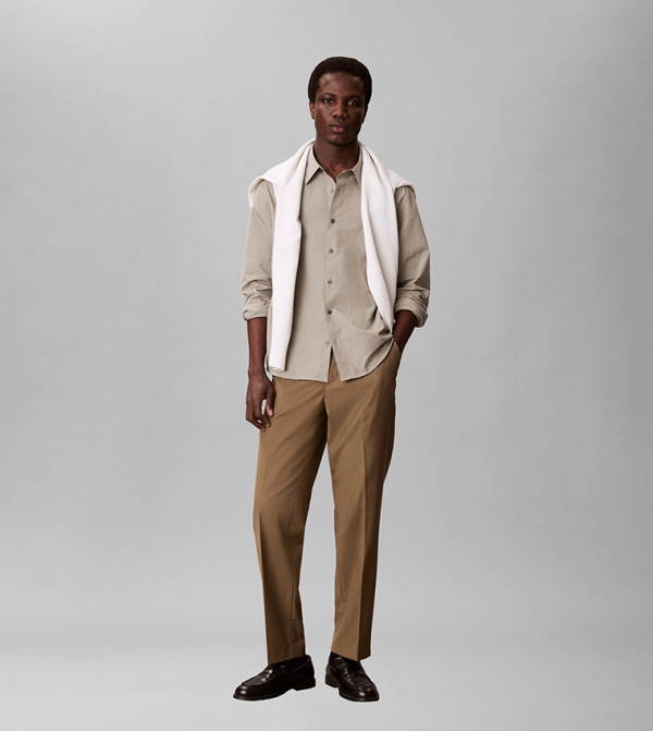 Solid Tapered Fit Twill Pants