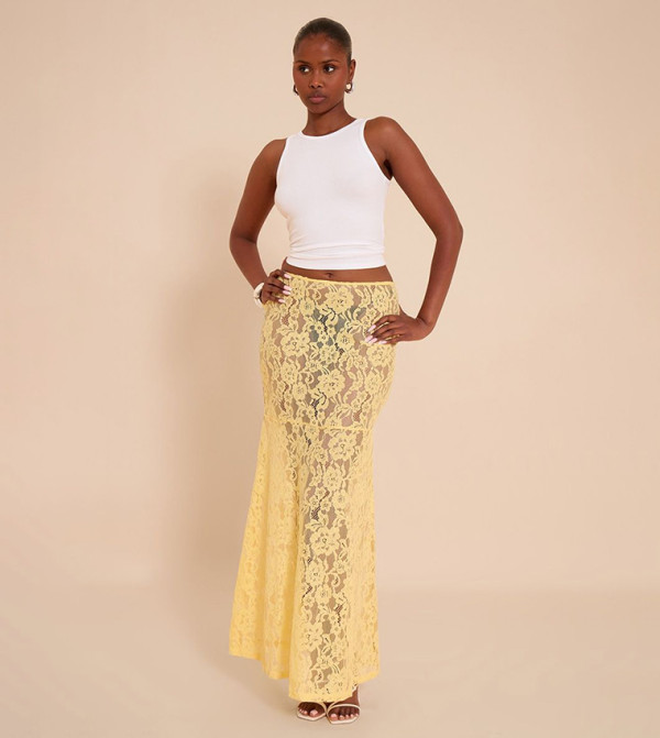 تنورة ماكسي خفيفة 