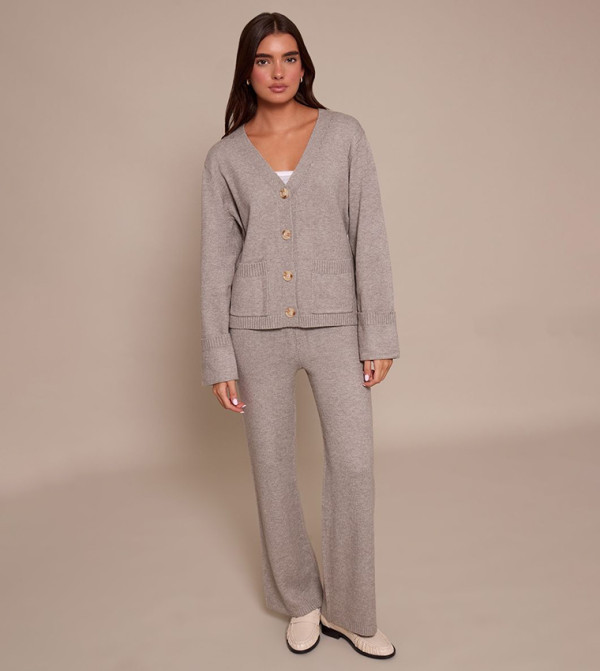 بنطلون واسع محبوك 