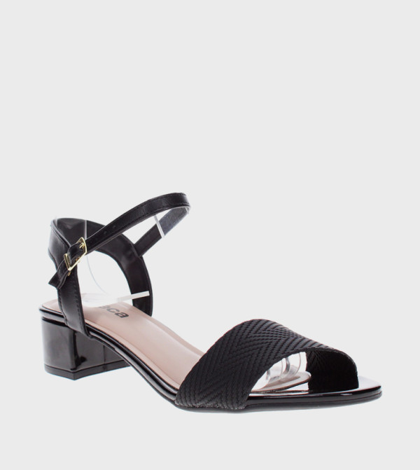 TRA Ankle Strap Block Heel Sandals