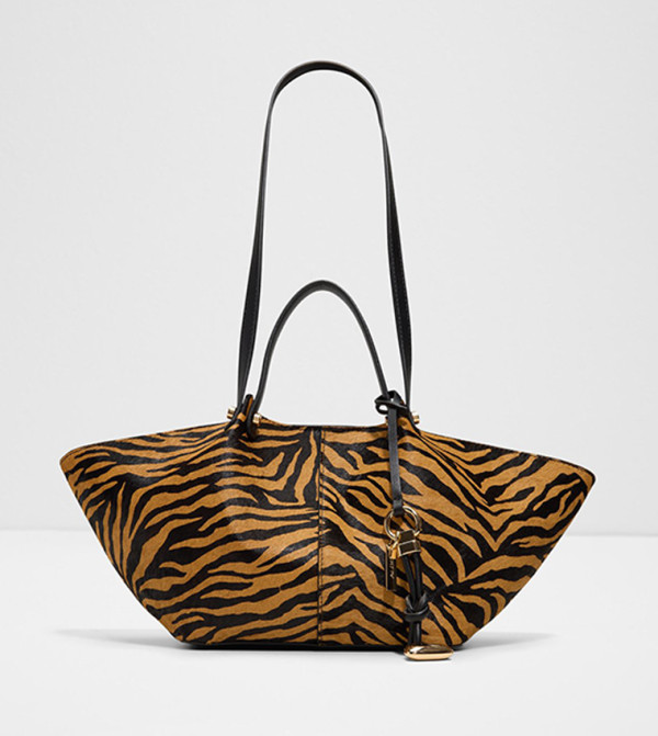MEAVA Shoulder Bag