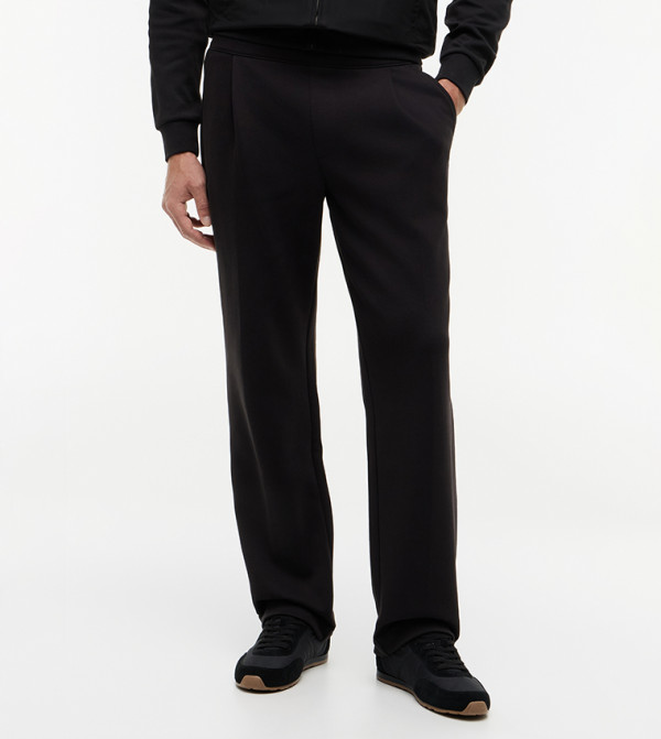 Logo Detail Pleated Pants