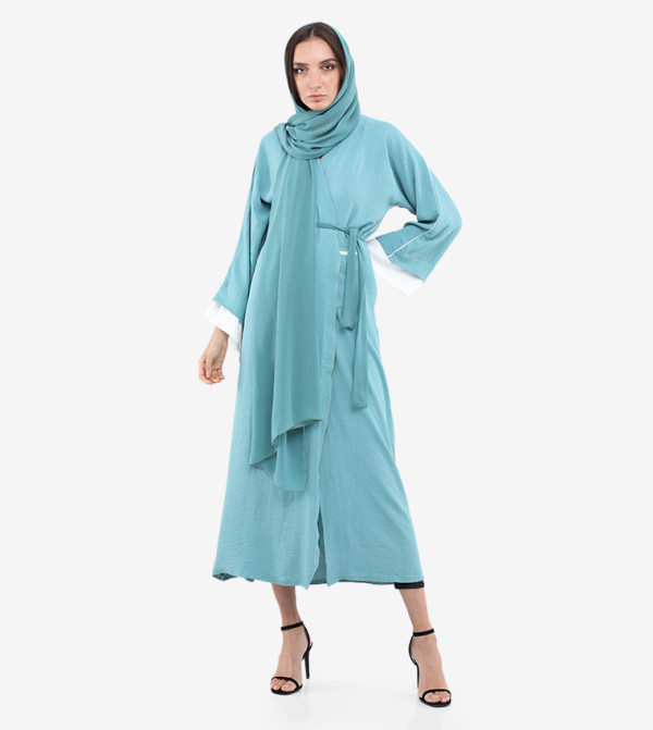 عباية نسائية