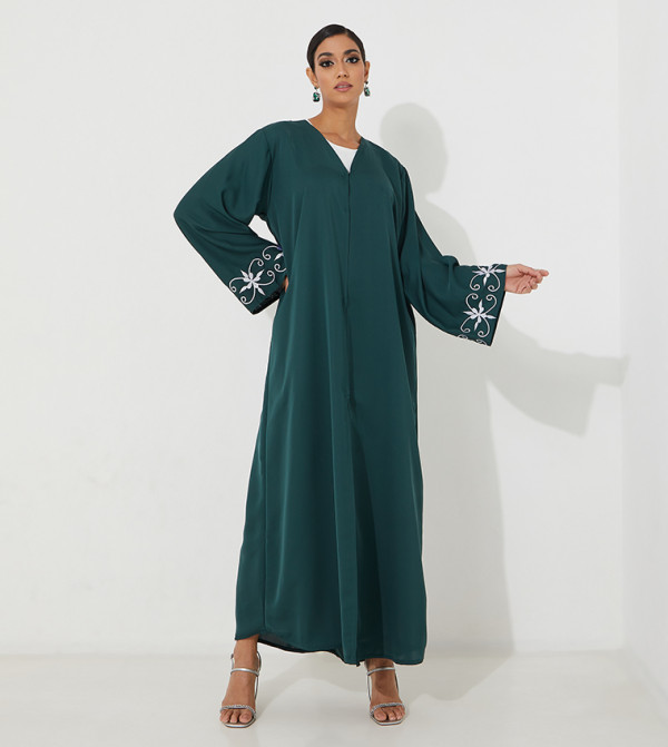 عباية كاجوال مطرزة 