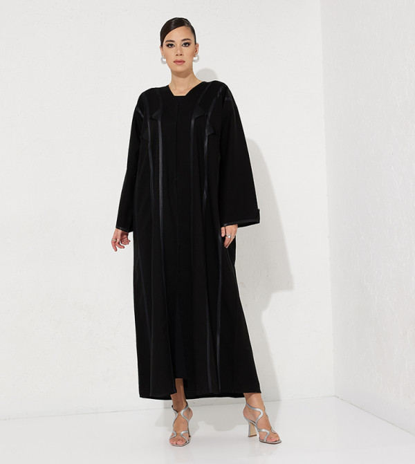Button Detail Long Sleeves Abaya