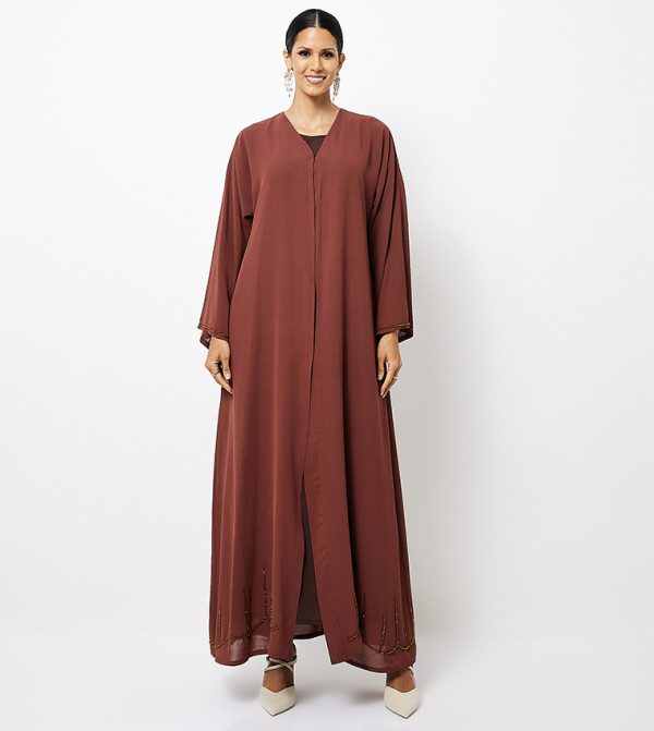 عباية مطرزة بأكمام طويلة 