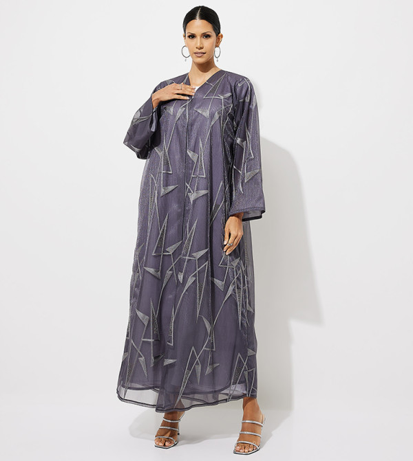 عباية مطرزة بأكمام طويلة 