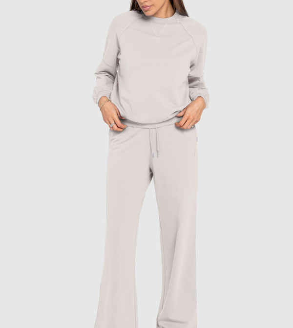 Solid Long Sleeves Sweatshirt