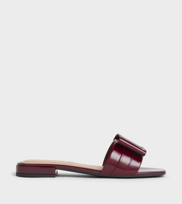 LU Patent Leather Bow Detail Flat Sandals 