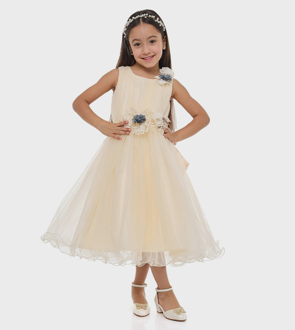 فستان تول مزين بزهور