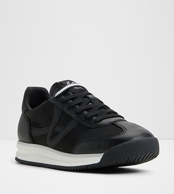 STEPCOUNT Lace-Up Tennis Sneakers