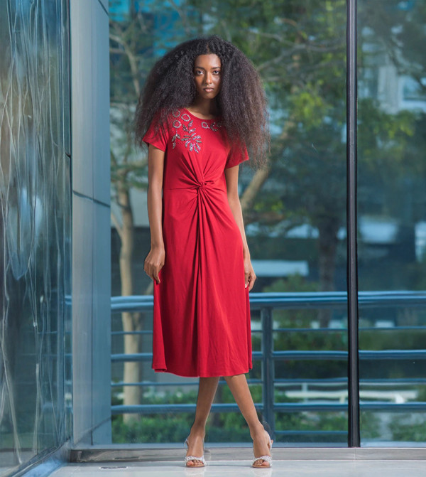 Embellished Crew Neck Viscose Midi Dress