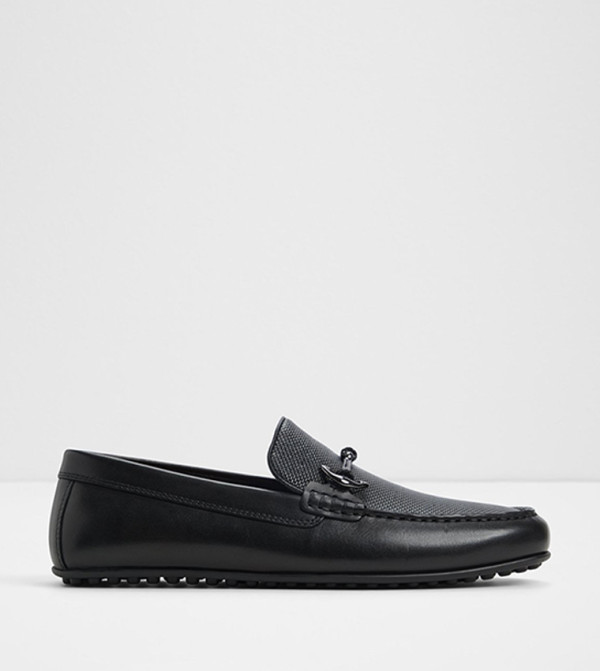 WILBART-IN Metal Detail Loafers