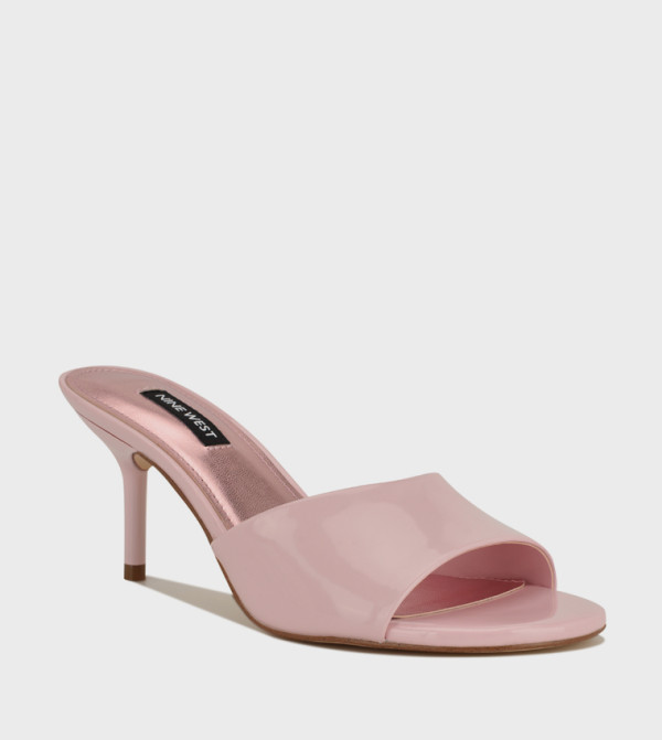 صندل فلات بمقدمة مفتوحة 