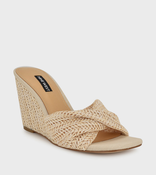 WNNIKHIL2 Straw Wedge Sandals