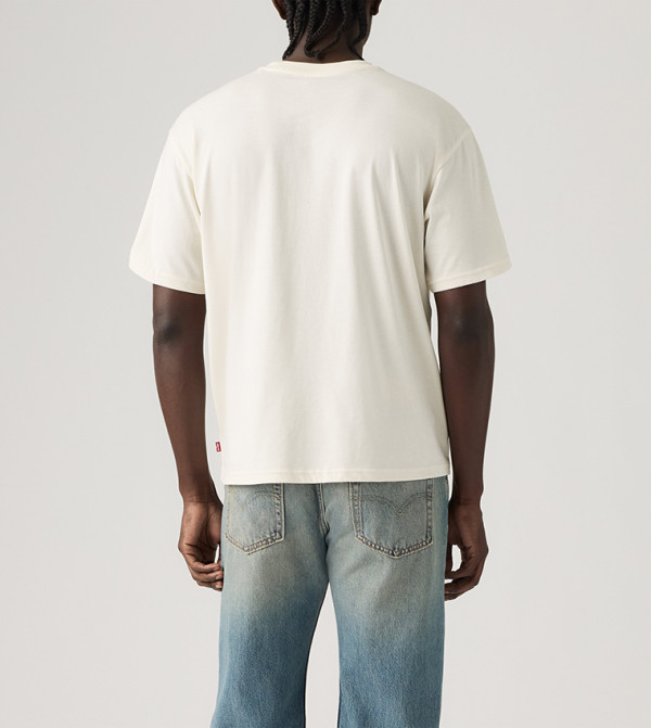 ليفايز  تيشيرتات كاجوال - بيج Round Neck T-Shirts