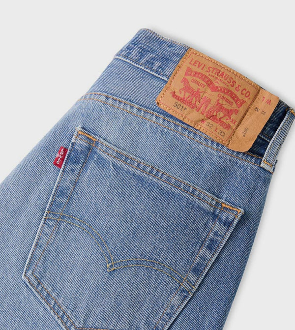 ليفايز  جينزات واسعة  - أزرق Relaxed Jeans