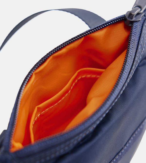 ليفايز  حقائب خصر - أزرق Cross Body & Sling Bags