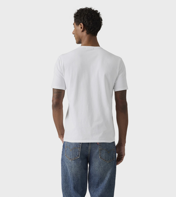ليفايز ليفايز - أبيض Round Neck T-Shirts