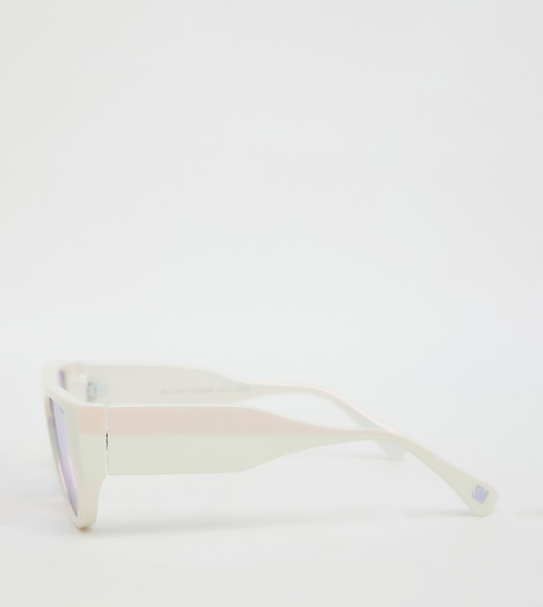 Steve Madden  Retro Sunglasses - Off White undefined