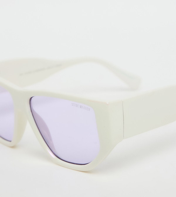 Steve Madden  Retro Sunglasses - Off White undefined