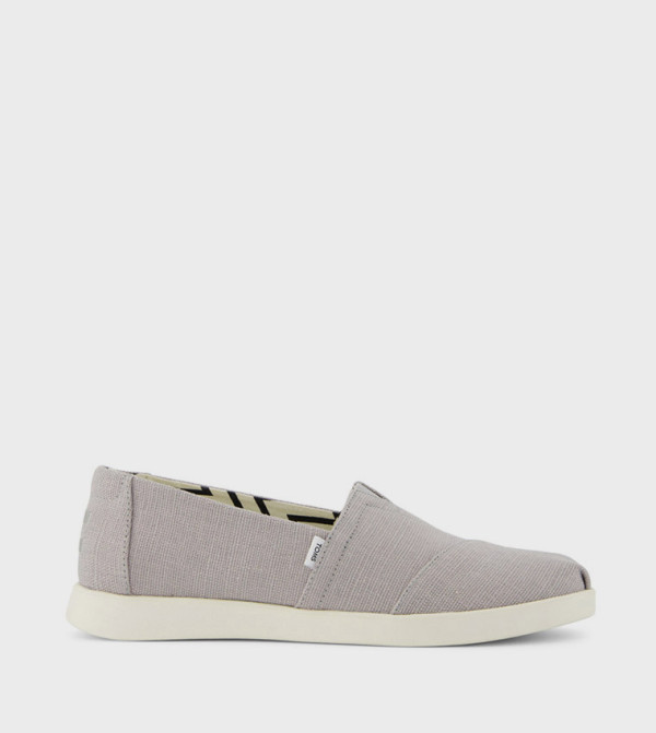 تومز تومز - رمادي Casual Slip-ons