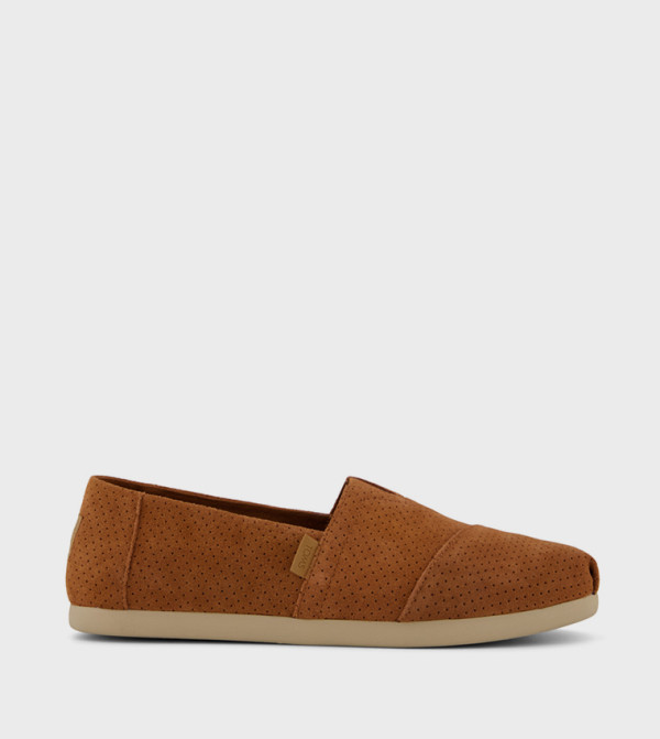 تومز  سليب أون كاجوال - بني  Casual Slip-ons