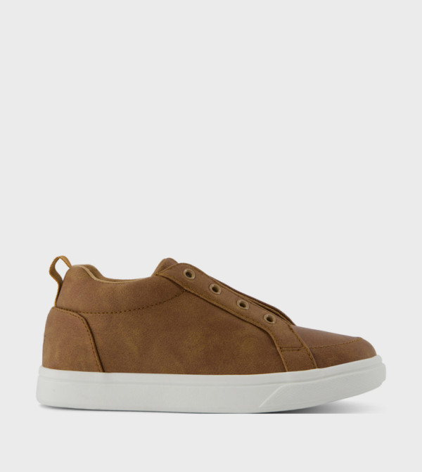 Toms Toms - Tan Casual Slip-On's