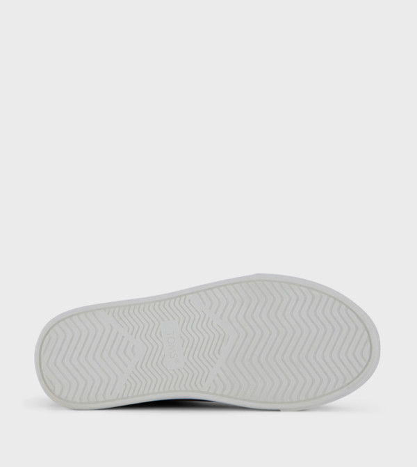 Toms Toms - Tan Casual Slip-On's