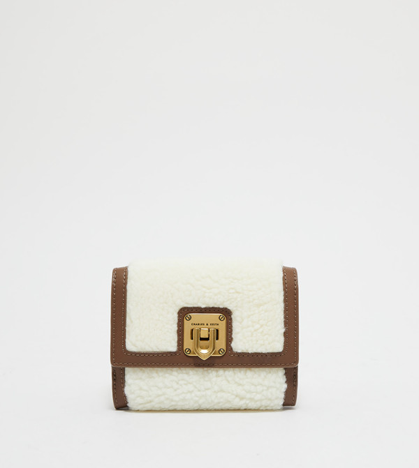 تشارلز آند كيث  كروس  - كريمي  حقائب يد