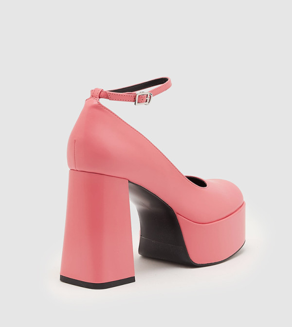 تشارلز آند كيث  صنادل - وردي Heeled Sandals