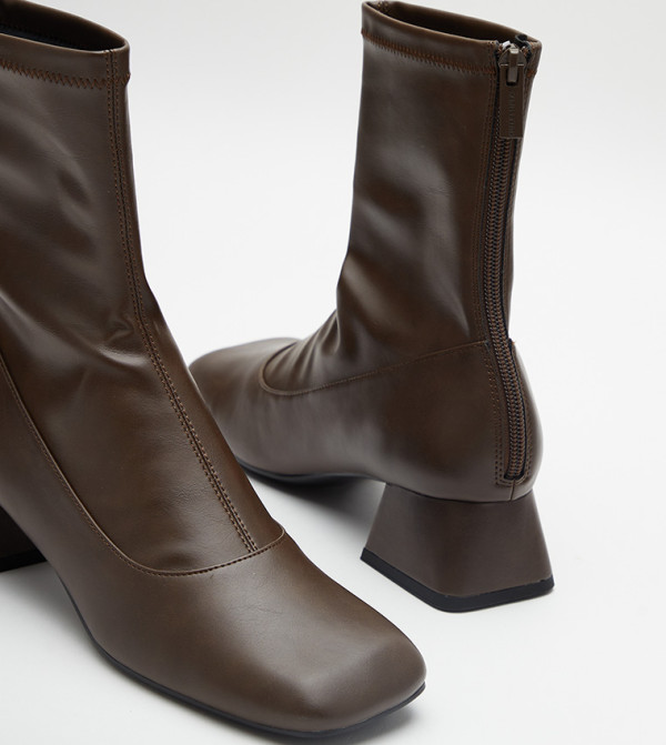 تشارلز آند كيث  أبوات - بني  Ankle Boots