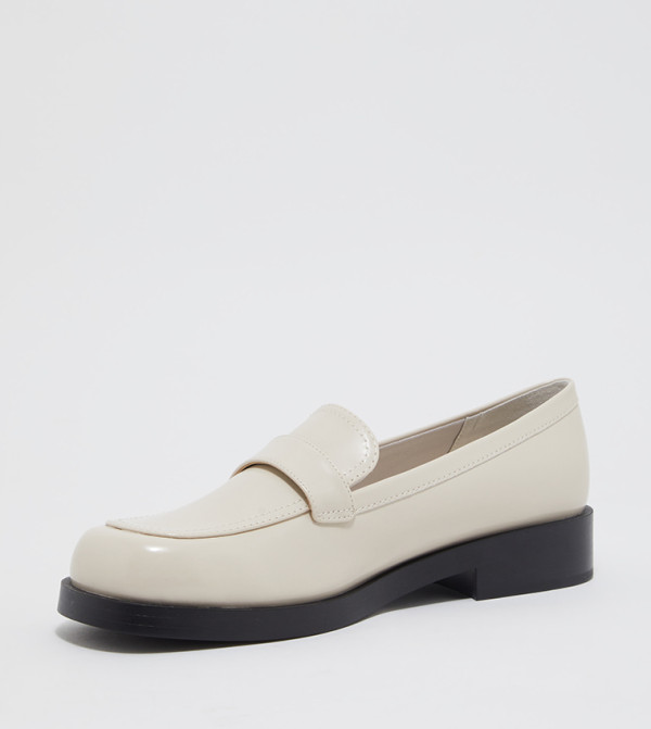 Charles & Keith Charles & Keith - Beige undefined