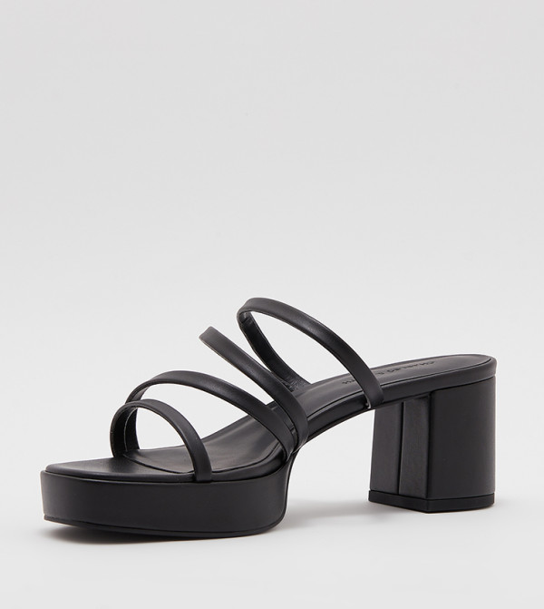 Charles & Keith Charles & Keith - Black Heels